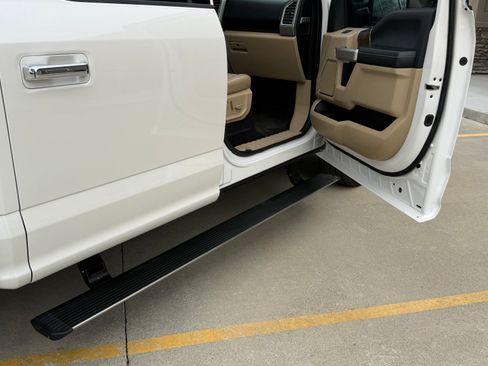 Used 2015 Ford F150 Lariat w/ Equipment Group 502A Luxury image 11