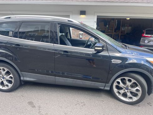 Used 2014 Ford Escape Titanium w/ Equipment Group 401A image 12