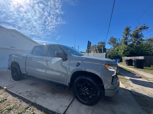 Used 2025 Chevrolet Silverado 1500 RST image 9