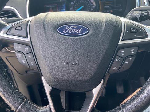 Used 2020 Ford Edge Titanium w/ Equipment Group 301A image 31