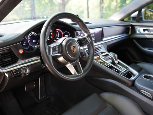 Used 2020 Porsche Panamera GTS AWD/4WD image 20