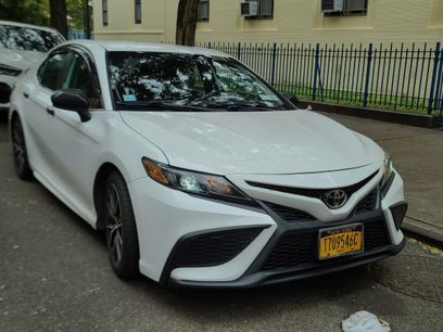 Used 2021 Toyota Camry SE