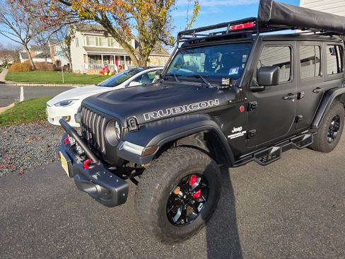 Used 2019 Jeep Wrangler Unlimited Rubicon w/ Steel Bumper Group image 4