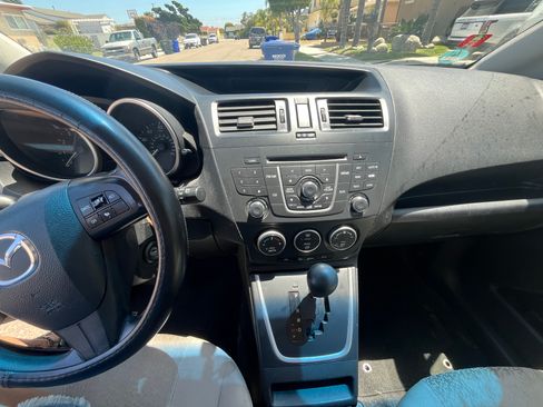Used 2012 MAZDA MAZDA5 Sport FWD image 14