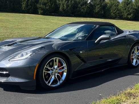 Used 2014 Chevrolet Corvette Stingray Convertible w/ 3LT Preferred Equipment Group image 1