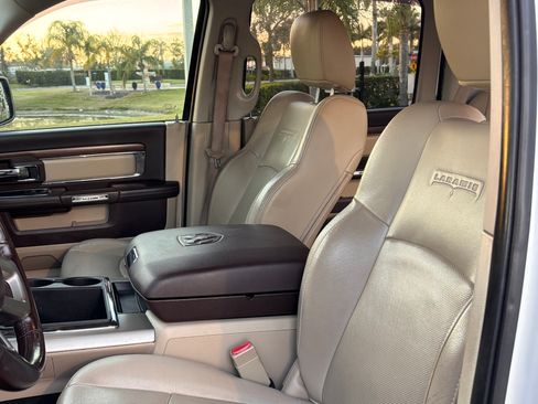 Used 2014 RAM 1500 Laramie w/ Convenience Group image 14