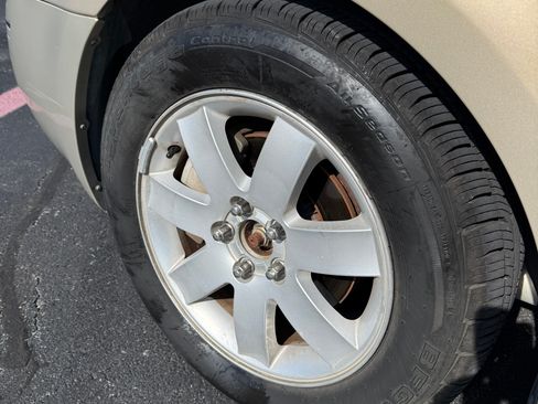 Used 2007 Ford Five Hundred SEL image 11