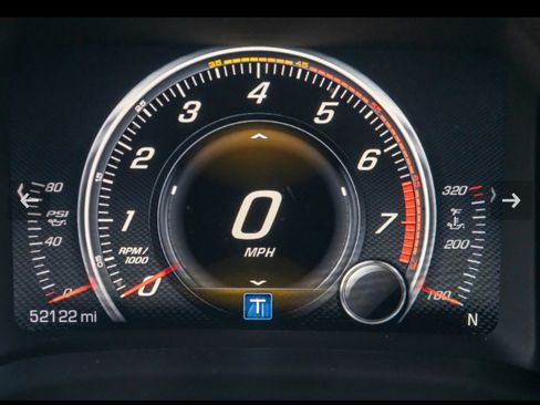 Used 2015 Chevrolet Corvette Z06 w/ 3LZ Preferred Equipment Group image 8