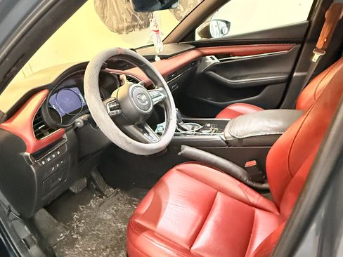 Used 2022 MAZDA MAZDA3 s image 8