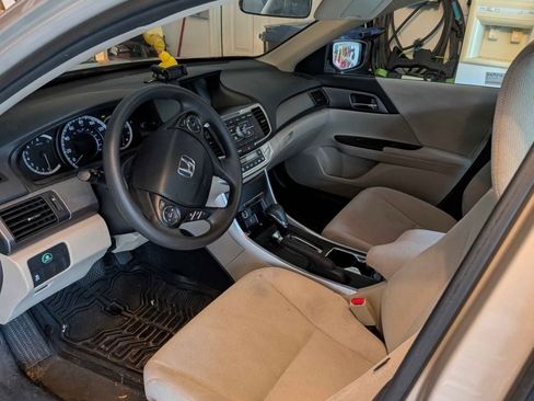 Used 2013 Honda Accord LX image 5