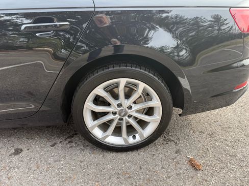 Used 2019 Audi A4 2.0T Premium w/ 18" Wheel Package image 17