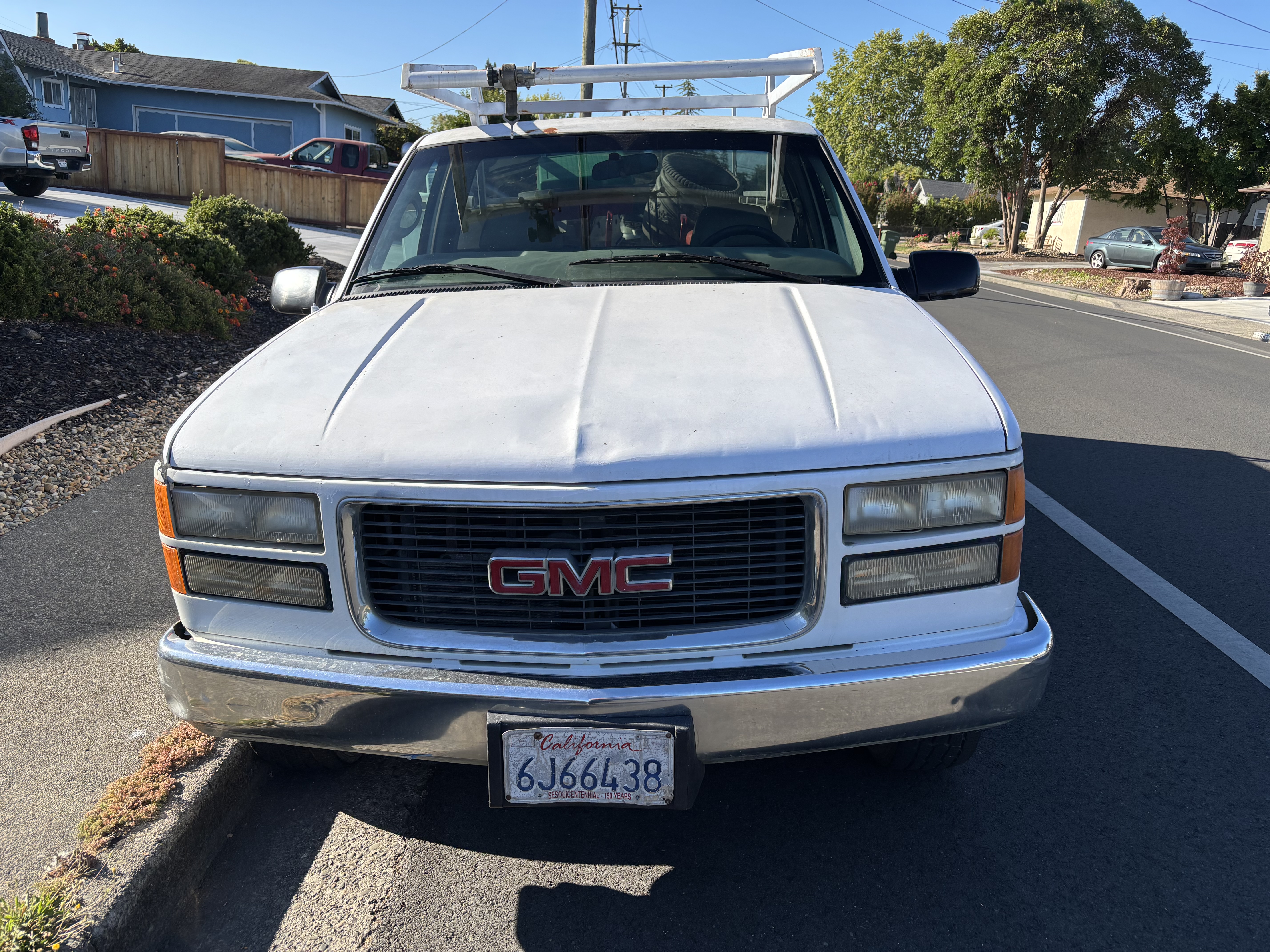 Used 2000 GMC Sierra 2500 2WD Regular Cab HD w/ Marketing Option Pkg 2 image 2