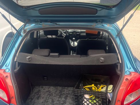 Used 2012 MAZDA MAZDA2 Sport image 8