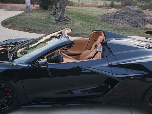 Used 2025 Chevrolet Corvette Z06 w/ Z07 Performance Package RWD image 10