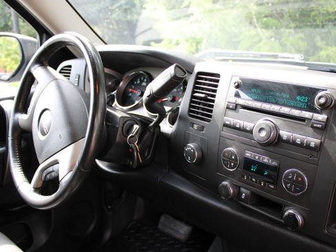 Used 2012 GMC Sierra 1500 SLE w/ Power Tech Package AWD/4WD image 19