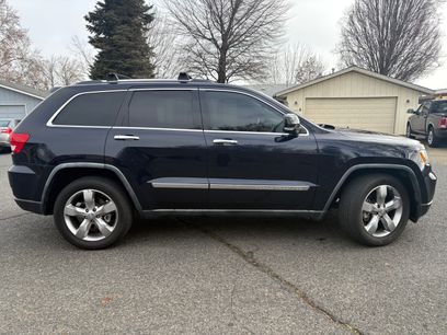 Used 2011 Jeep Grand Cherokee Limited w/ Trailer Tow Group IV