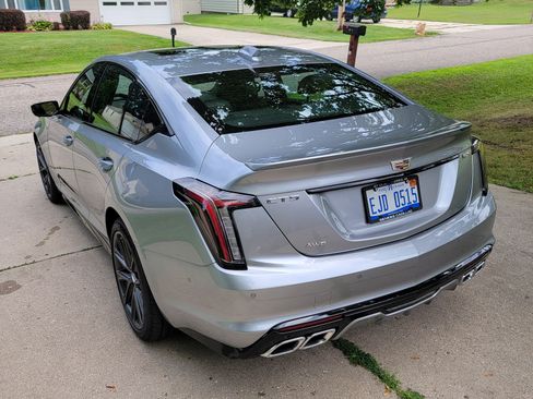 Used 2025 Cadillac CT5 V image 6