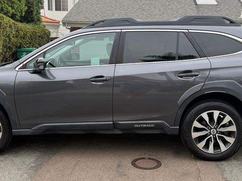 Used 2023 Subaru Outback Limited AWD/4WD image 4
