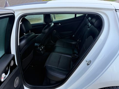 Used 2019 Kia Stinger Sedan 4D w/ Sun & Sound Package image 14