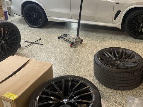 Used 2022 BMW X5 M50i w/ Executive Package image 10