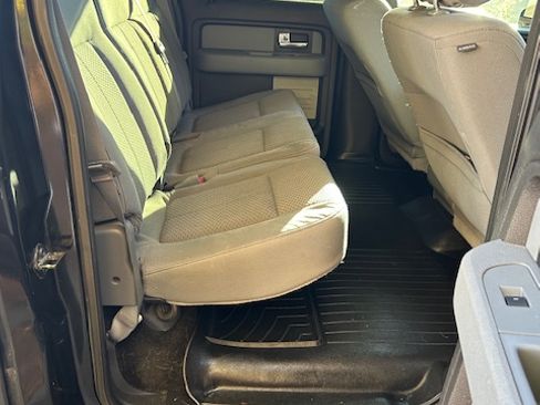 Used 2012 Ford F150 XLT w/ XLT Chrome Pkg image 11