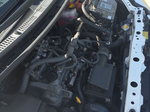 Used 2013 Toyota Prius C Two image 10