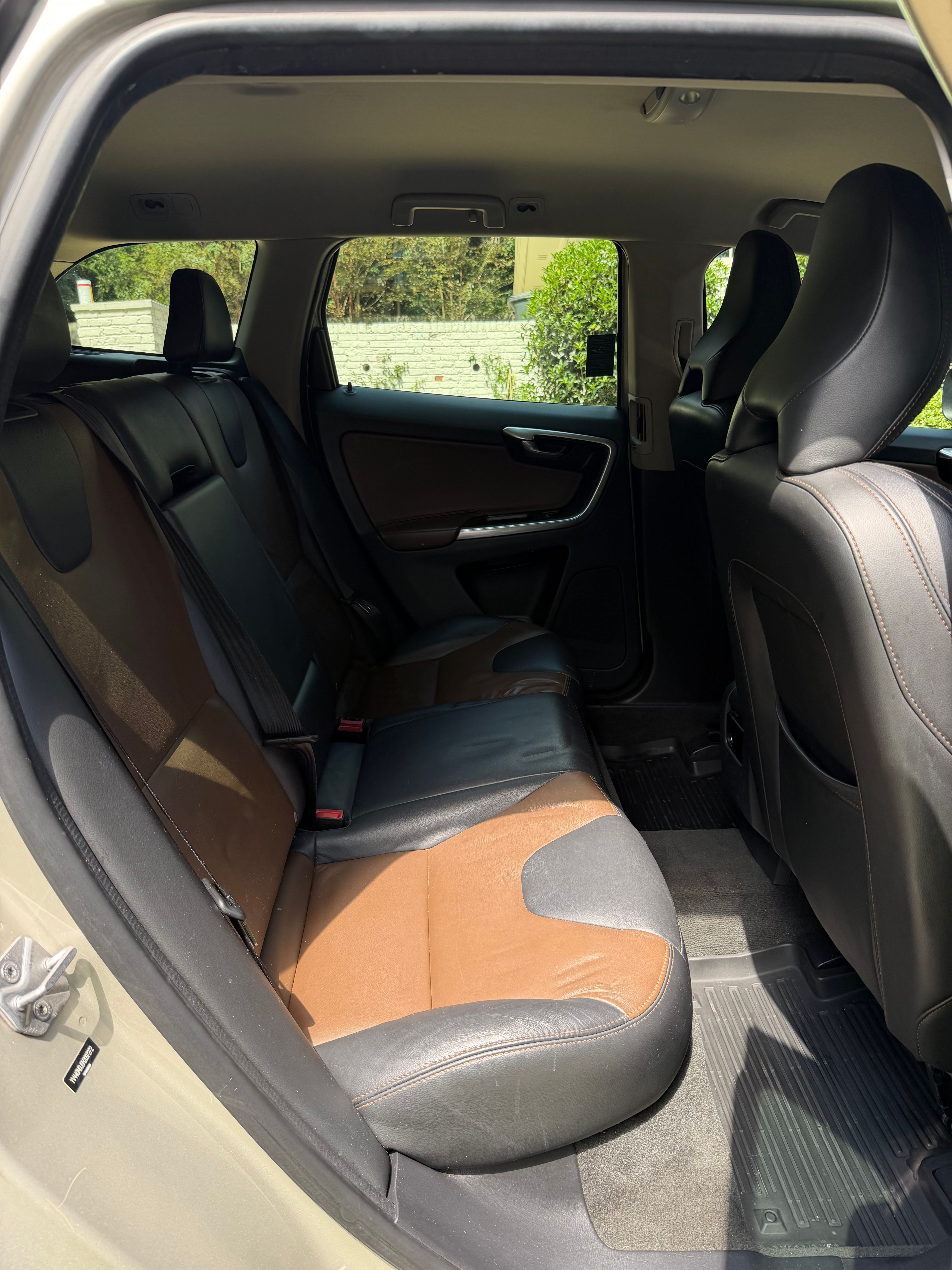 Used 2017 Volvo XC60 T5 FWD image 5