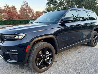 Used 2024 Jeep Grand Cherokee L Limited w/ Black Appearance Package