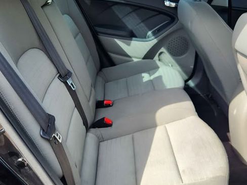 Used 2015 Kia Forte EX image 13
