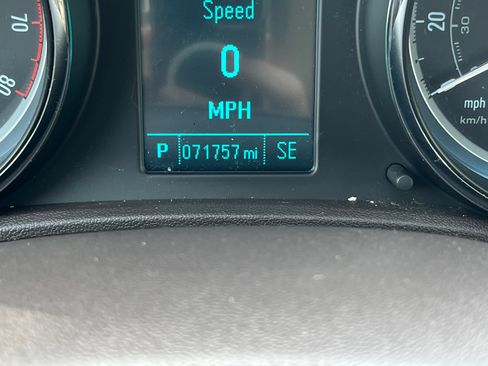 Used 2015 Buick Verano FWD image 4