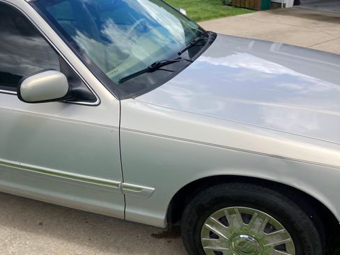 Used 2008 Mercury Grand Marquis GS image 11