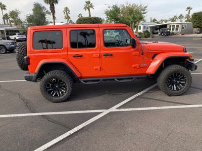 Used 2019 Jeep Wrangler Unlimited Sahara w/ Uconnect 4C Nav & Sound Group