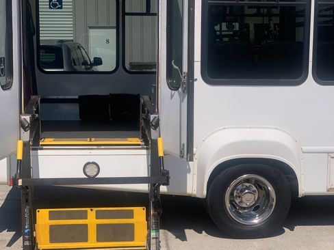 Used 2019 Ford E-350 and Econoline 350 Super Duty w/ Shuttle Bus Prep Package image 10