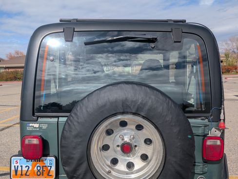 Used 1999 Jeep Wrangler SE image 6