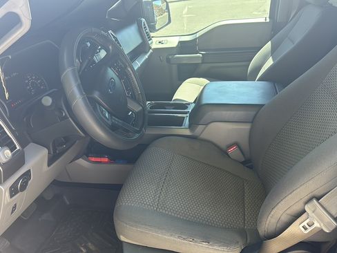Used 2015 Ford F150 XLT w/ Equipment Group 301A Mid AWD/4WD image 10
