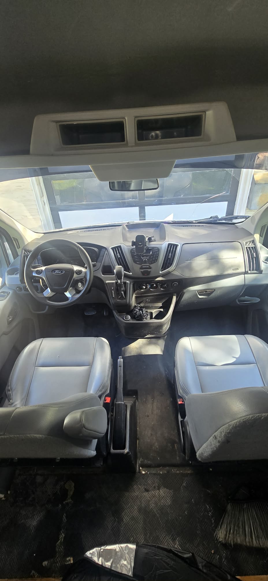 Used 2018 Ford Transit 250 148 High Roof RWD image 13