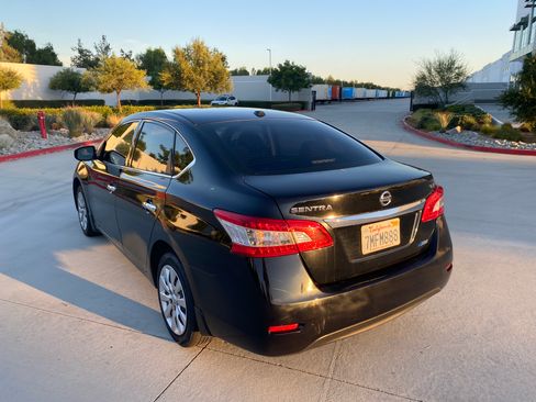 Used 2015 Nissan Sentra SV FWD image 4