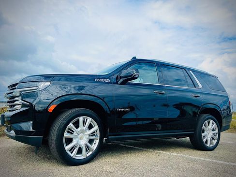 Used 2023 Chevrolet Tahoe High Country image 12