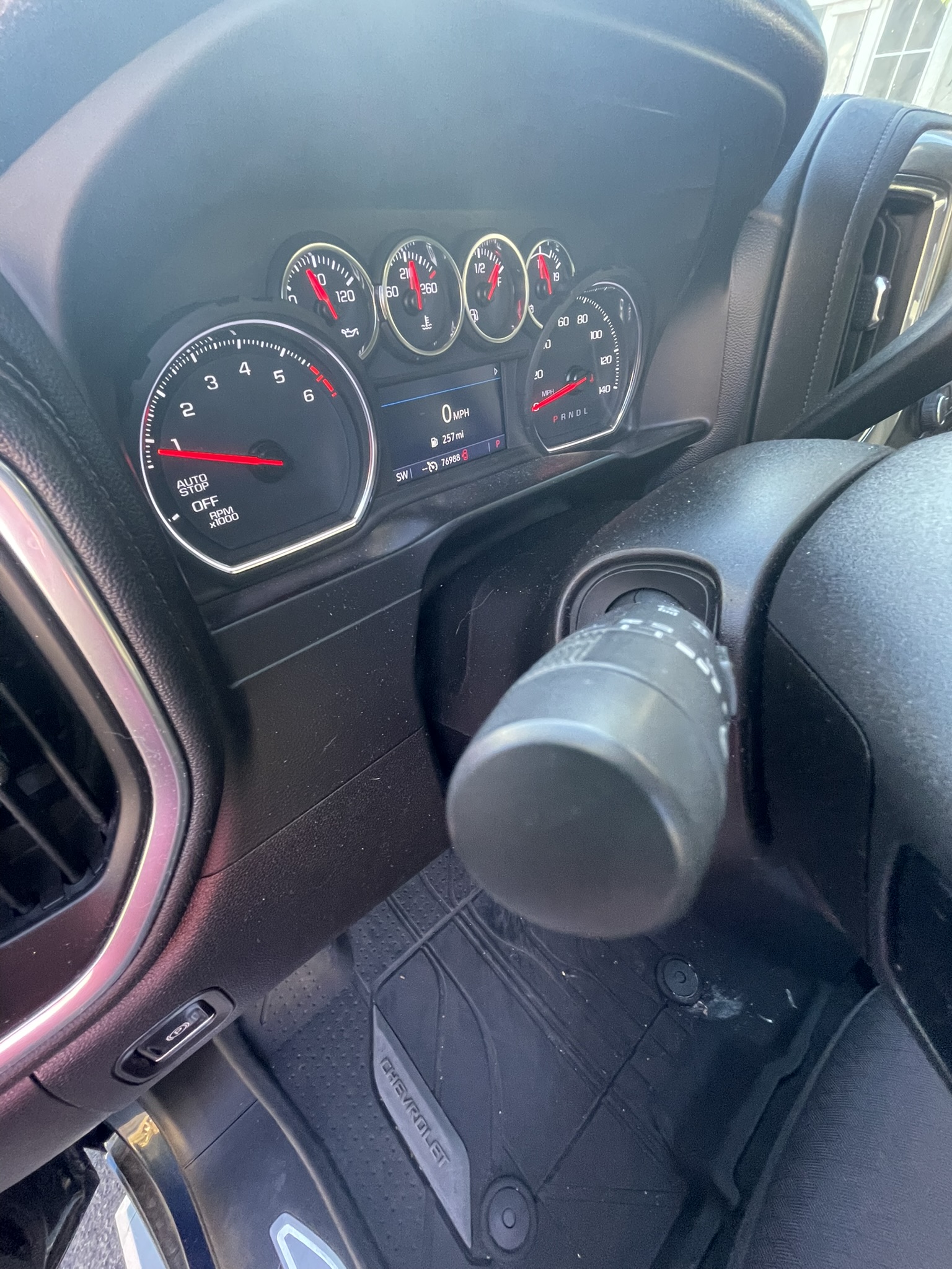 Used 2021 Chevrolet Silverado 1500 LT w/ Bed Protection Package RWD image 15
