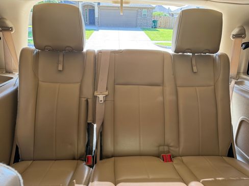 Used 2012 Ford Expedition XLT RWD image 8