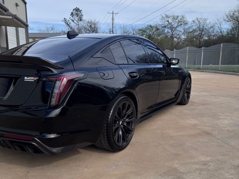 Used 2022 Cadillac CT5 V Blackwing w/ Carbon Fiber Package 2 image 8