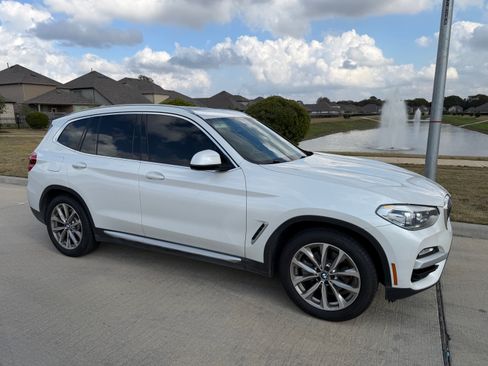 Used 2019 BMW X3 xDrive30i w/ Premium Package image 12