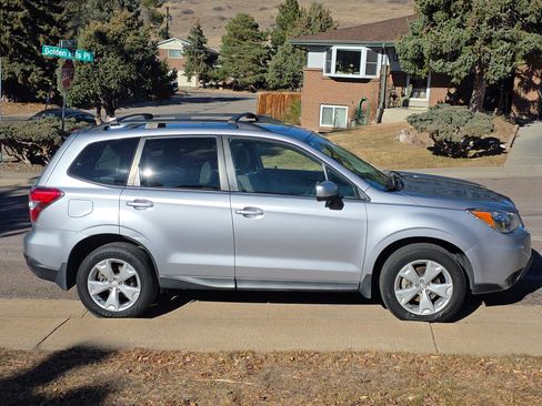 Used 2016 Subaru Forester 2.5i Premium image 8