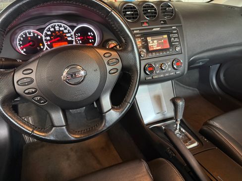 Used 2012 Nissan Altima 2.5 S w/ 2.5S Premium Pkg FWD image 4