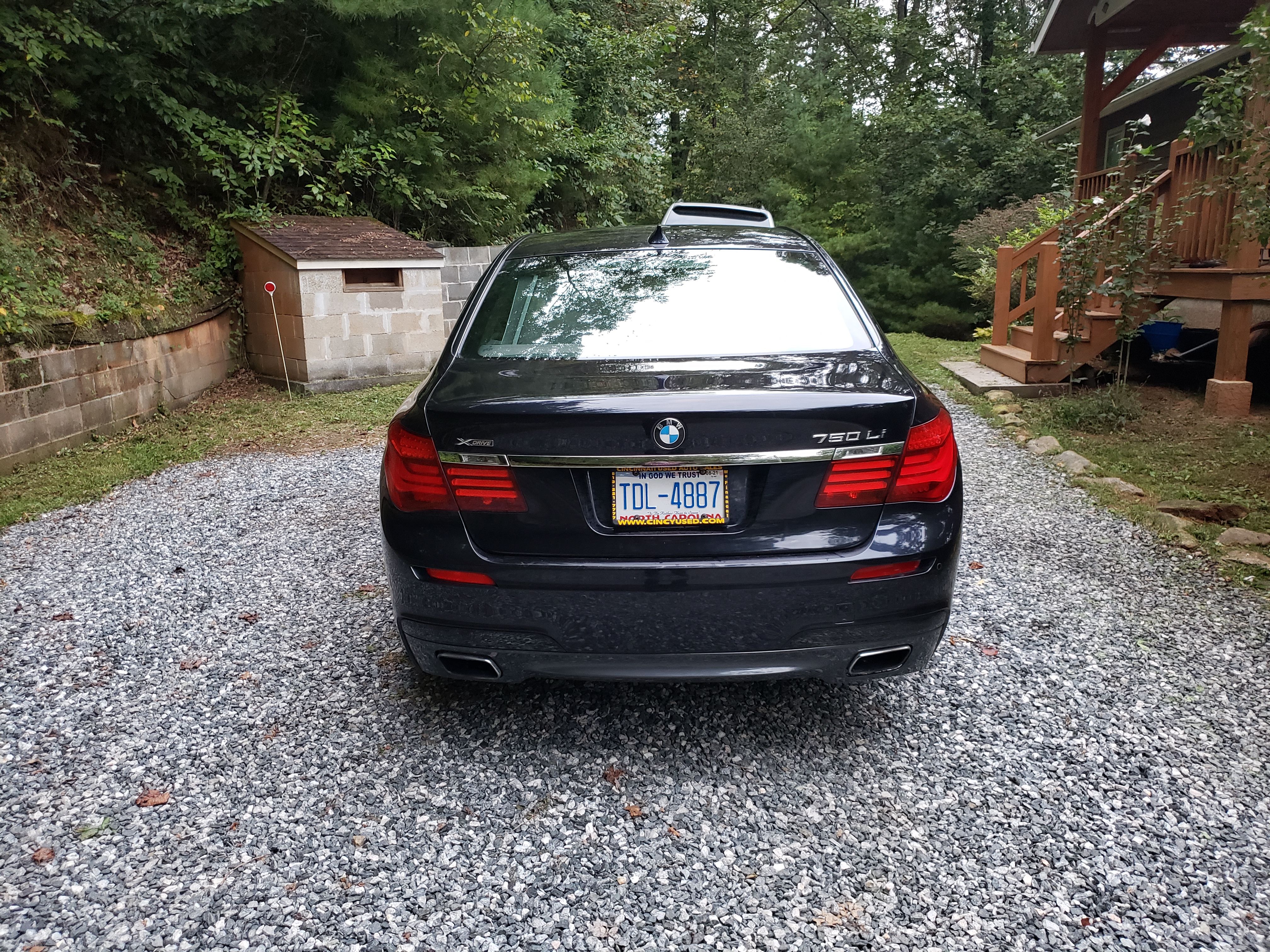 Used 2013 BMW 750Li xDrive AWD/4WD image 2