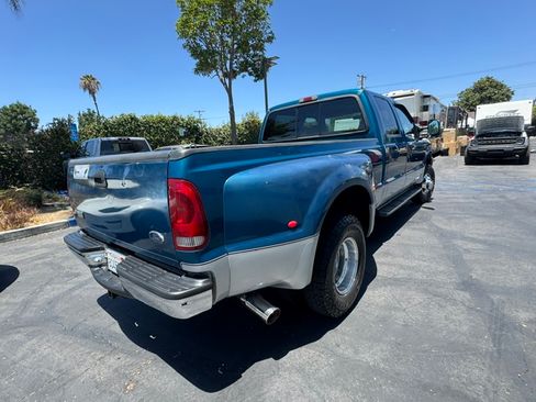 Used 2000 Ford F350 2WD Crew Cab DRW Super Duty image 12
