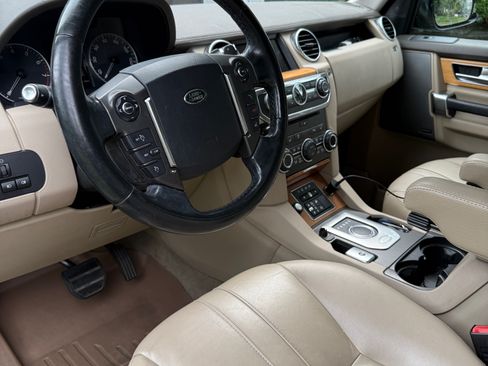 Used 2015 Land Rover LR4 HSE image 18