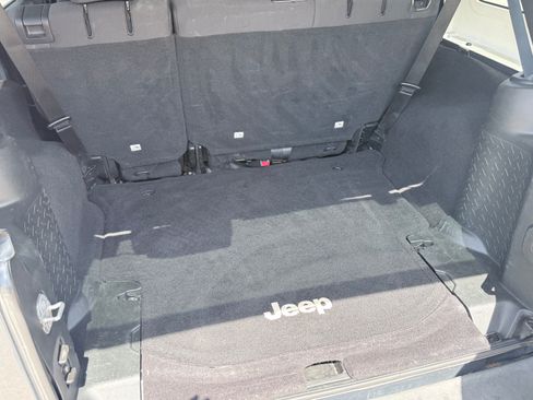 Used 2017 Jeep Wrangler Unlimited Sport w/ Quick Order Package 24S image 2