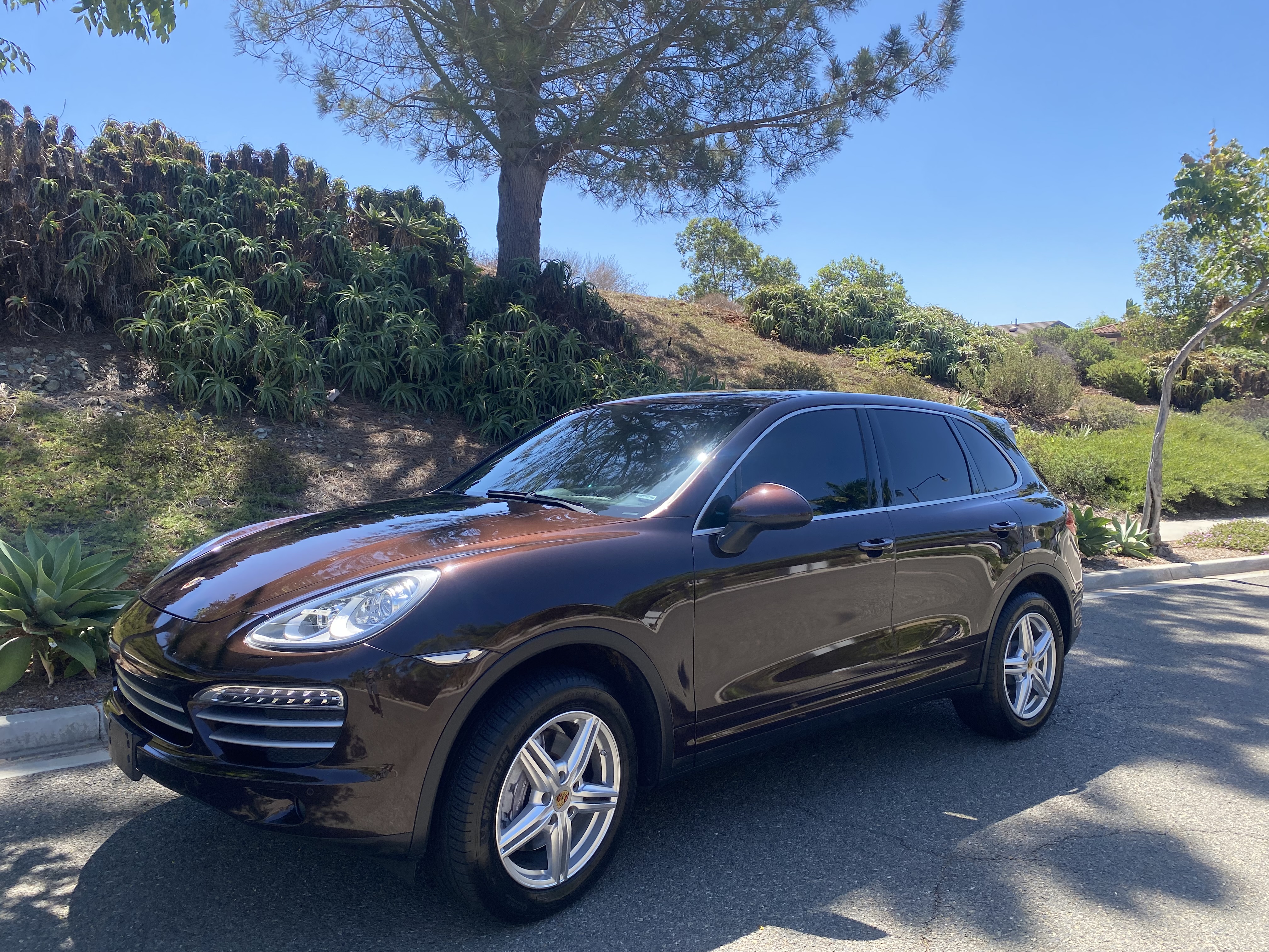 Used 2014 Porsche Cayenne AWD/4WD image 1