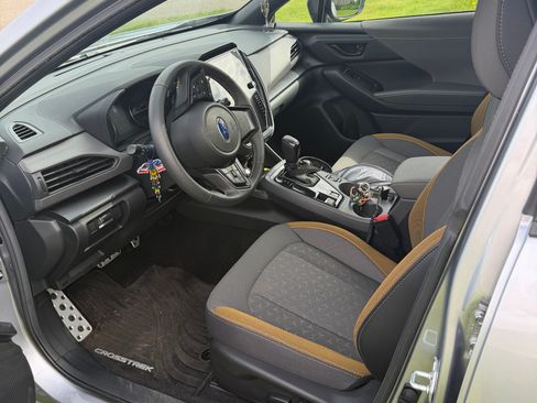 Used 2025 Subaru Crosstrek 2.5i Sport w/ Popular Package #3A AWD/4WD image 14